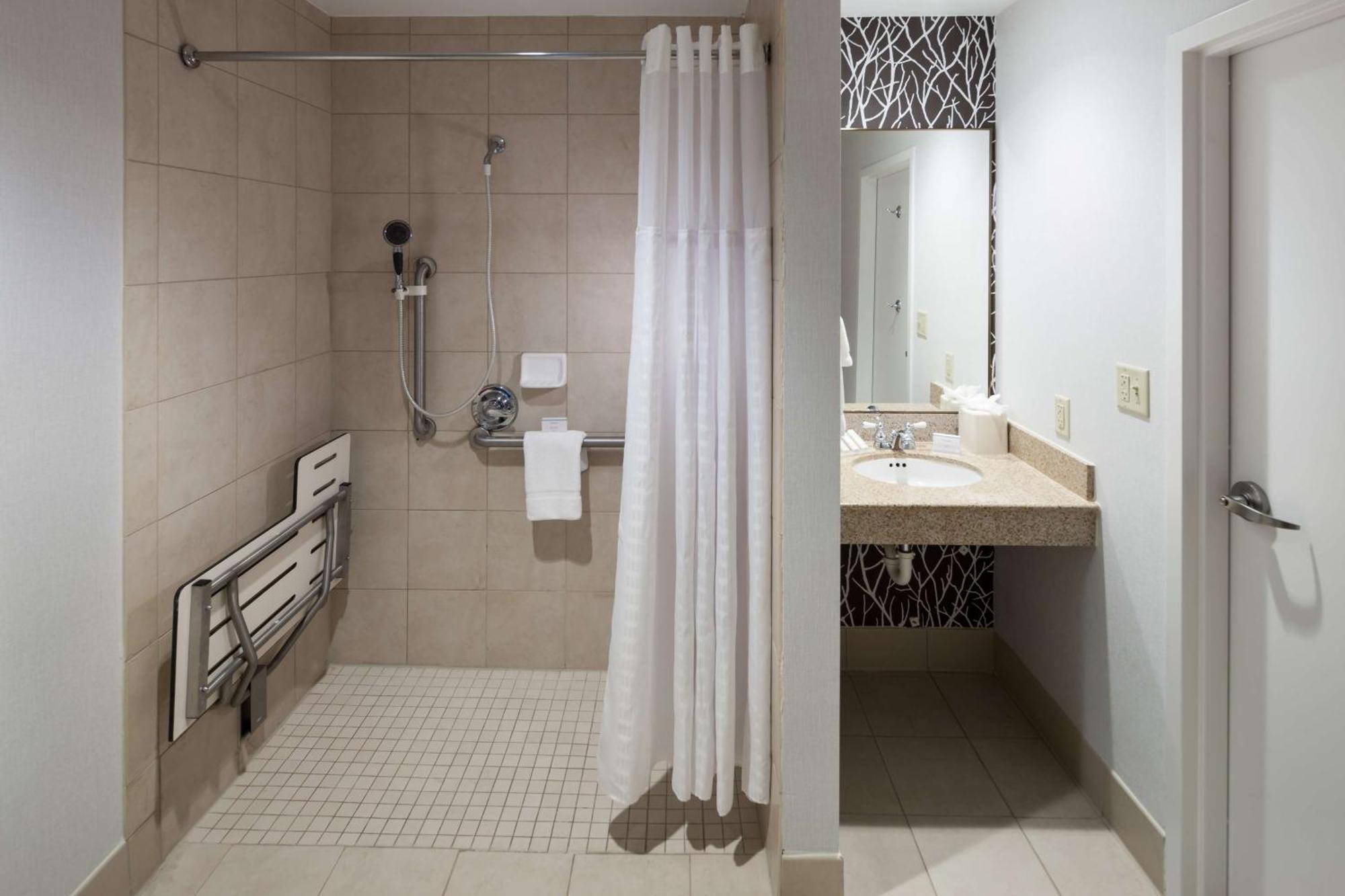 Hilton Garden Inn Фриско Екстериор снимка