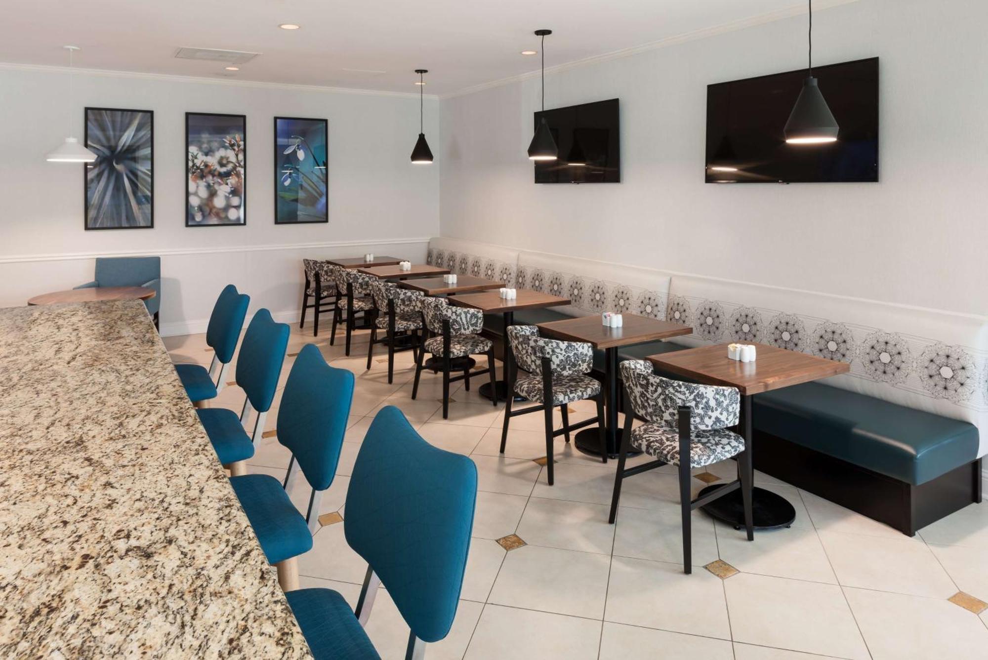 Hilton Garden Inn Фриско Екстериор снимка