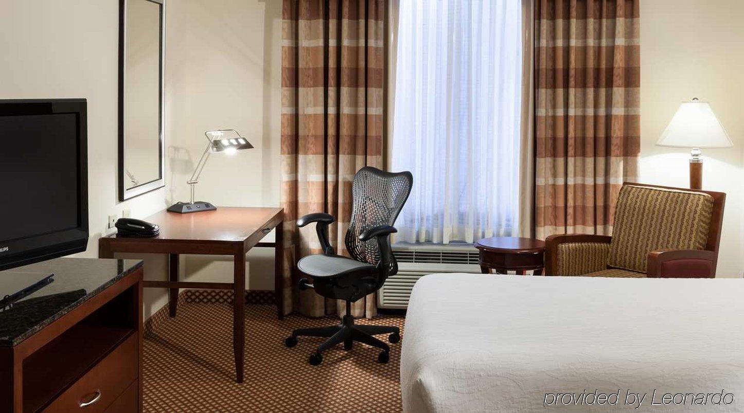 Hilton Garden Inn Фриско Екстериор снимка